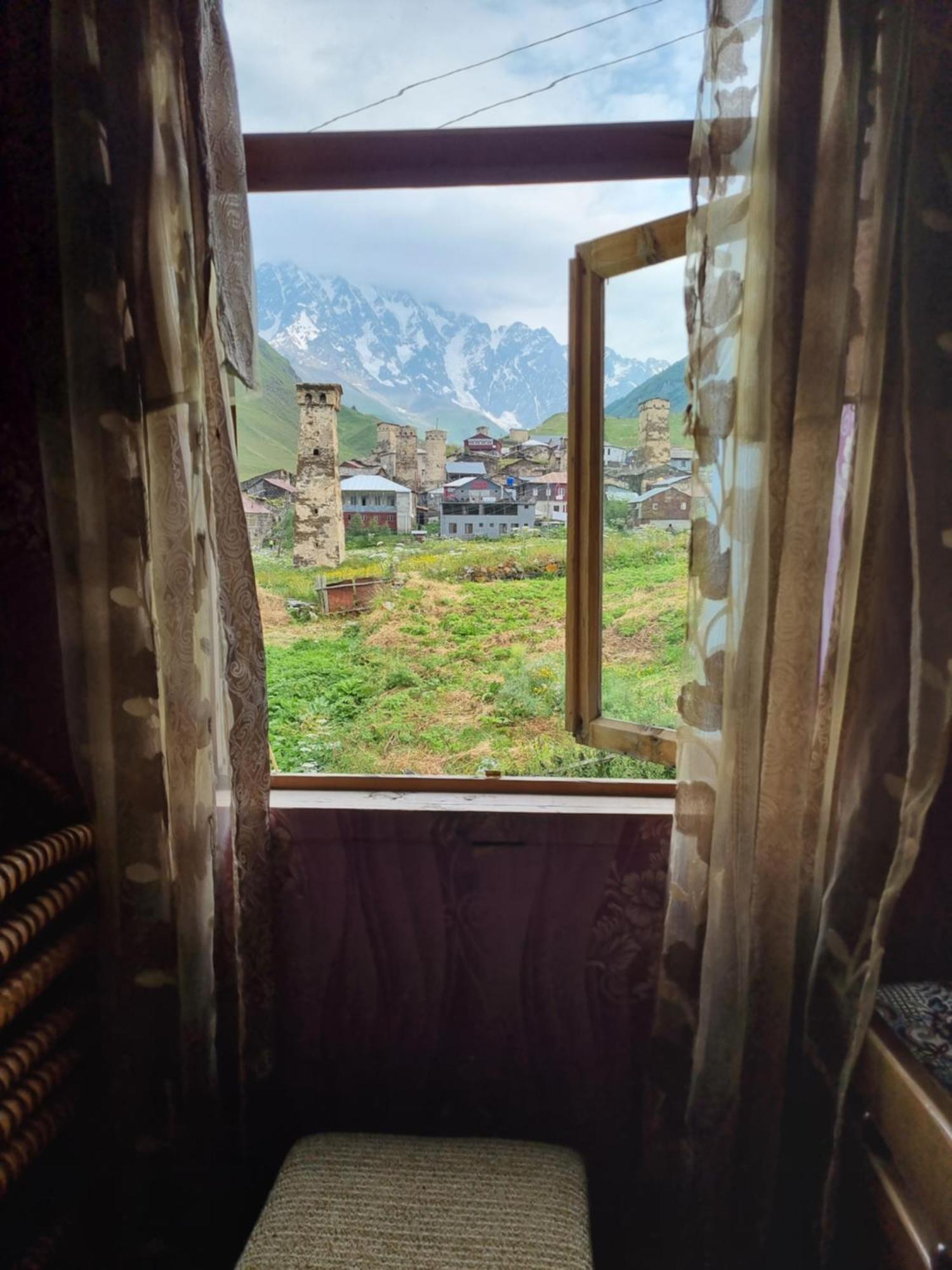Guest House Buba Ushguli Kamer foto