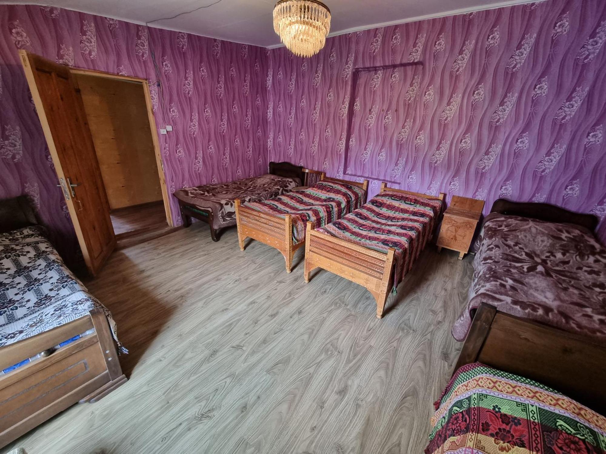 Guest House Buba Ushguli Kamer foto