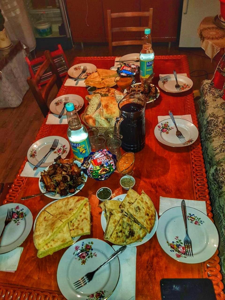 Guest House Buba Ushguli Buitenkant foto
